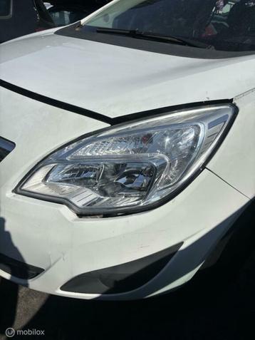 Koplamp links Opel Meriva A ('03-'10) beschikbaar voor biedingen