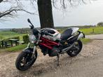 Ducati Monster 696 in zeer mooie staat!, Motos, Motos | Ducati, Naked bike, Particulier, 2 cylindres, 696 cm³