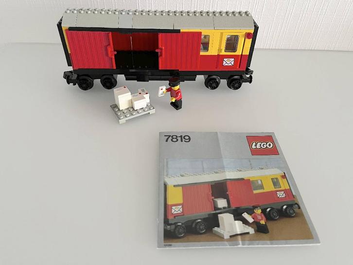 LEGO  trein - 7819 --Trains Postal Container Wagon, Kinderen en Baby's, Speelgoed | Duplo en Lego, Gebruikt, Lego, Ophalen of Verzenden