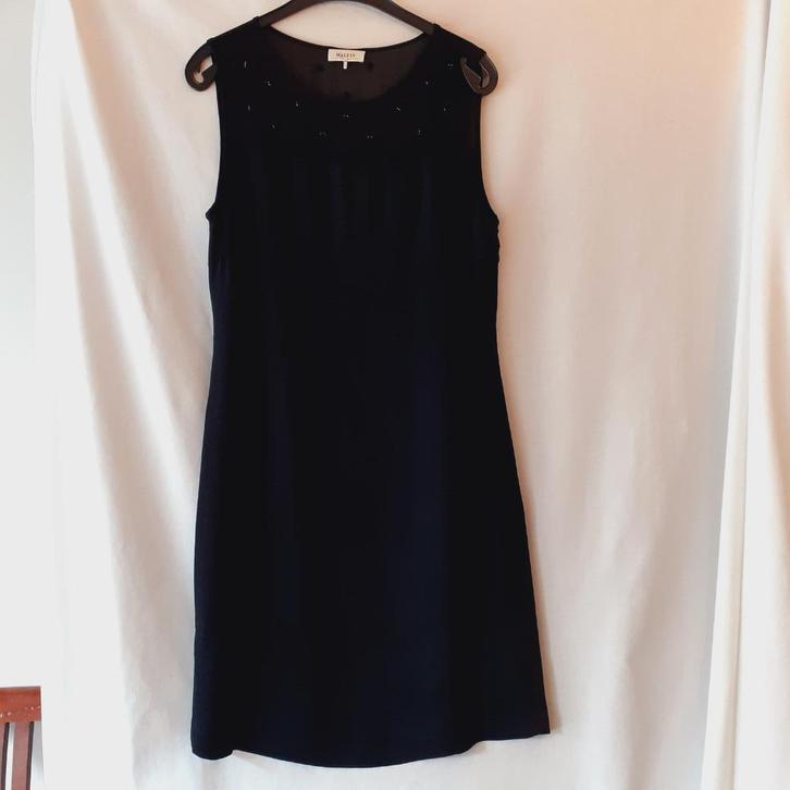 MALVIN Zwarte rechte jurk Maat: 38 Prijs: € 3, Kleding | Dames, Jurken, Gedragen, Maat 38/40 (M), Zwart, Knielengte, Ophalen of Verzenden