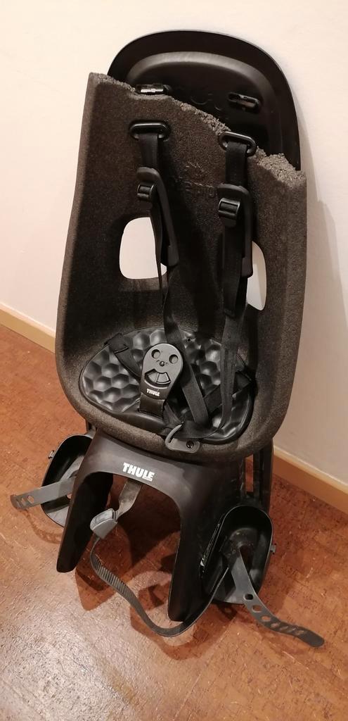 Thule yepp maxi fietsstoeltje met sleutels, Fietsen en Brommers, Fietsaccessoires | Fietsstoeltjes, Ophalen
