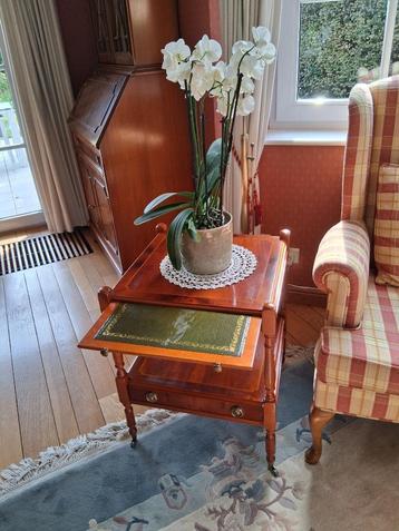 Table d'appoint en bois de cerisier 47 cm x 47 cm x 60 cm h, Klassiek, Moins de 55 cm, Enlèvement, Utilisé