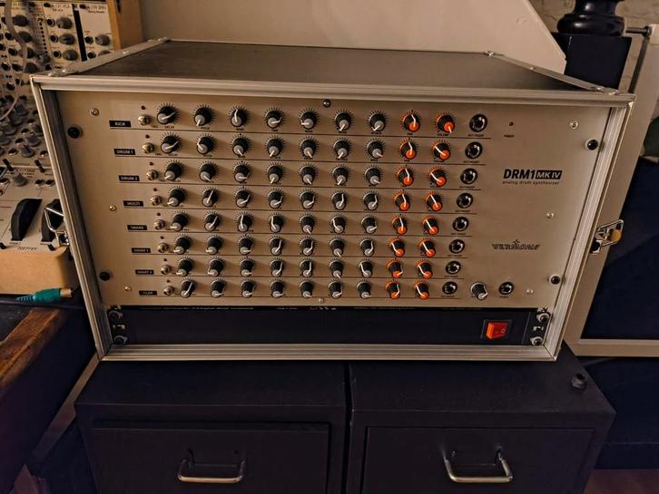 Vermona DRM1 mkIV in rack/flightcase case + 1U powerblock, Muziek en Instrumenten, Drumcomputers, Zo goed als nieuw, Yamaha, Ophalen of Verzenden