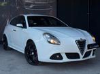 Alfa Romeo Giulietta 1.6 JTD Sportiva, Auto's, Alfa Romeo, Euro 5, Zwart, 4 cilinders, Wit