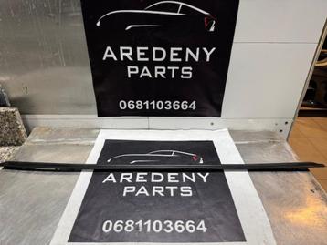Mercedes C Klasse W204 Portierafdichting Links Voor Onder beschikbaar voor biedingen