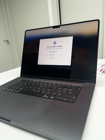 Mac Book Pro 2024, 64 GB ou plus, SSD, Comme neuf, 16 inch