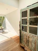 Kwaliteits Teak kast (Singapore) - wegens verhuis 15sept, Ophalen, Glas, Zo goed als nieuw, Minder dan 150 cm