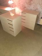 Cremekleurige blinkende nachttafels  jaren 70  retro, Ophalen