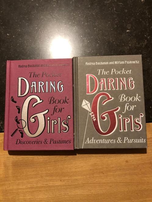 Le livre de poche audacieux pour les filles : 2 exemplaires, Livres, Loisirs & Temps libre, Comme neuf, Autres sujets/thèmes, Convient aux enfants