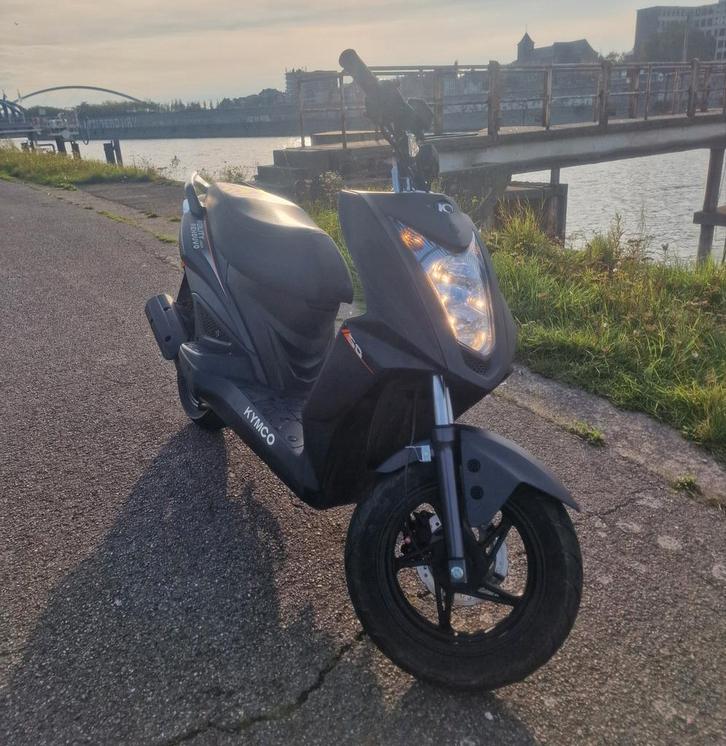 Kymco agility renouvo naked classe A, Fietsen en Brommers, Snorfietsen en Snorscooters, Zo goed als nieuw, Kymco, Benzine, Ophalen