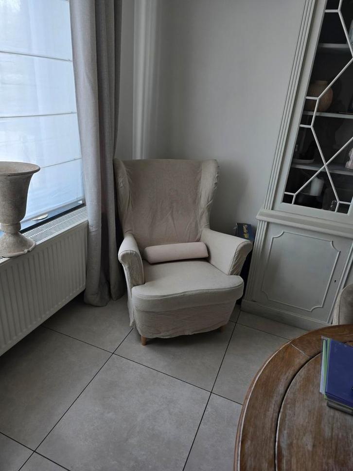 Fauteuil bergère IKEA + pouf assorti – tissu beige (2e ma, Maison & Meubles, Fauteuils