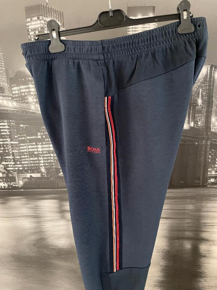 sportieve lange broek Hugo Boss - XXL, Kleding | Heren, Broeken en Pantalons, Gedragen, Maat 56/58 (XL), Blauw, Verzenden