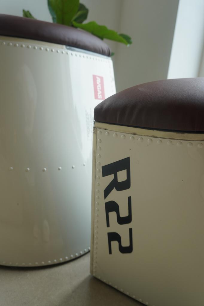 Helikopter stoeljes, Huis en Inrichting, Stoelen, Zo goed als nieuw, Ophalen