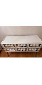 Commode, Enlèvement, Comme neuf