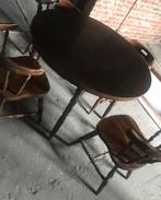 Antieke tafel met 4 stoelen, Enlèvement