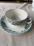 Boch tasse et sous-tasse decor Sorbier, Antiquités & Art, Antiquités | Services (vaisselle) pièces, Enlèvement