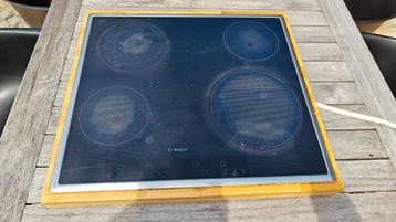 Bosch elektrische inbouw kookplaat, Electroménager, Tables de cuisson, 4 zones de cuisson, Encastré, Enlèvement, Utilisé