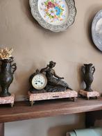 Zeer mooi antiek schouwgarnituur met marmer en brons., Enlèvement