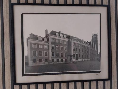 Foto uit 1950 van Hotel Vanden Meersche in Gent gesigneerd, Antiek en Kunst, Kunst | Tekeningen en Fotografie, Ophalen