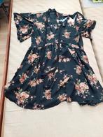 Robe fleurs, Taille 46/48 (XL) ou plus grande, Comme neuf, Enlèvement, Noir