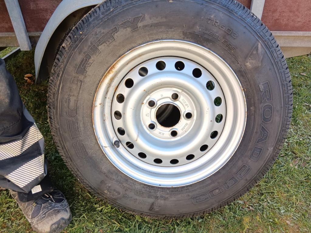 3 wielen van Vito, Ophalen