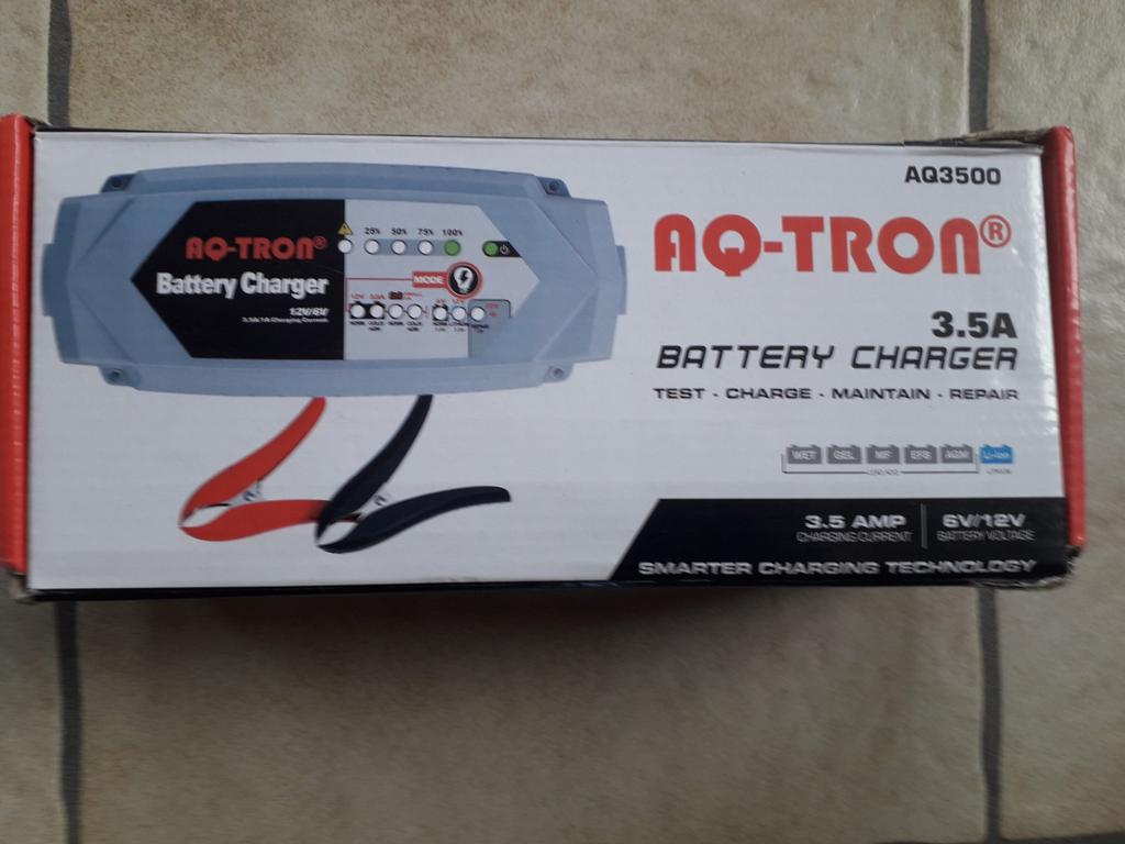 Battery Charger AQ - TRON.
Als nieuw  ., Ophalen