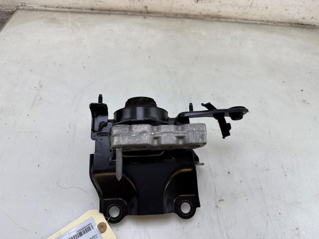 MONTAGE MOTEUR Yaris Cross (PB1 / PJ1) (|12372K0060|), Utilisé, Toyota