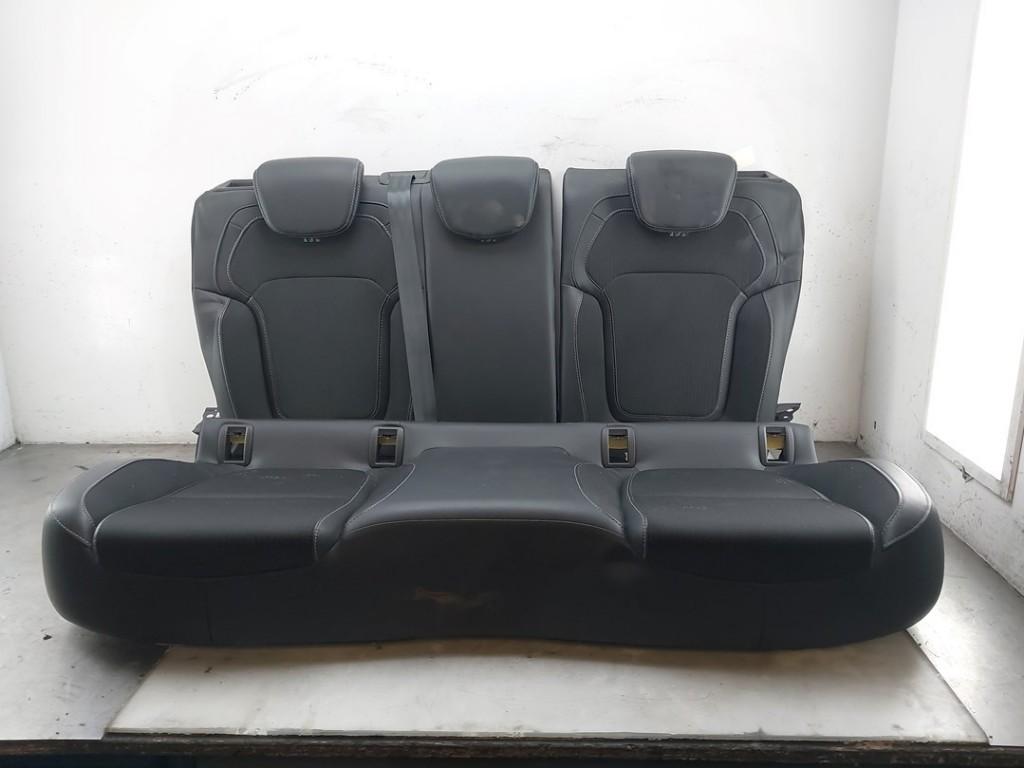 BANQUETTE ARRIÈRE Renault Megane IV Estate (RFBK), Autos : Pièces & Accessoires, Dhr. J. Ham, Renault, Administratie@autoham.nl