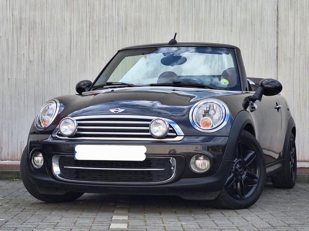 MINI COOPER D CABRIOLET/BLUETOOTH/SIÈGES CUIR ET CHAUFFANT, Autos, Mini, Entreprise, Cooper, Isofix, Volant multifonction, Radio