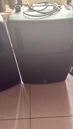 2 Behringer Ultrawave for sale, Audio, Tv en Foto, Luidsprekerboxen, Ophalen, Gebruikt, 120 watt of meer, Overige merken