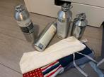 4 carafes pour bébés en aluminium avec couvercles comme neuf, Autres marques, Enlèvement ou Envoi, Comme neuf, Autres types