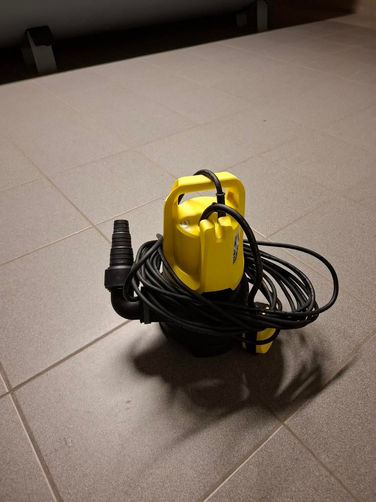 Kärcher dompelpomp zonder slang, Ophalen