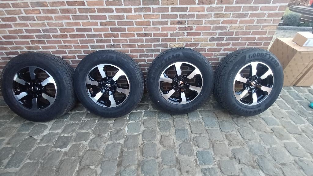 vw amarok velgen 2026 model met banden nieuw, Ophalen, 18 inch, 255 mm, Nieuw