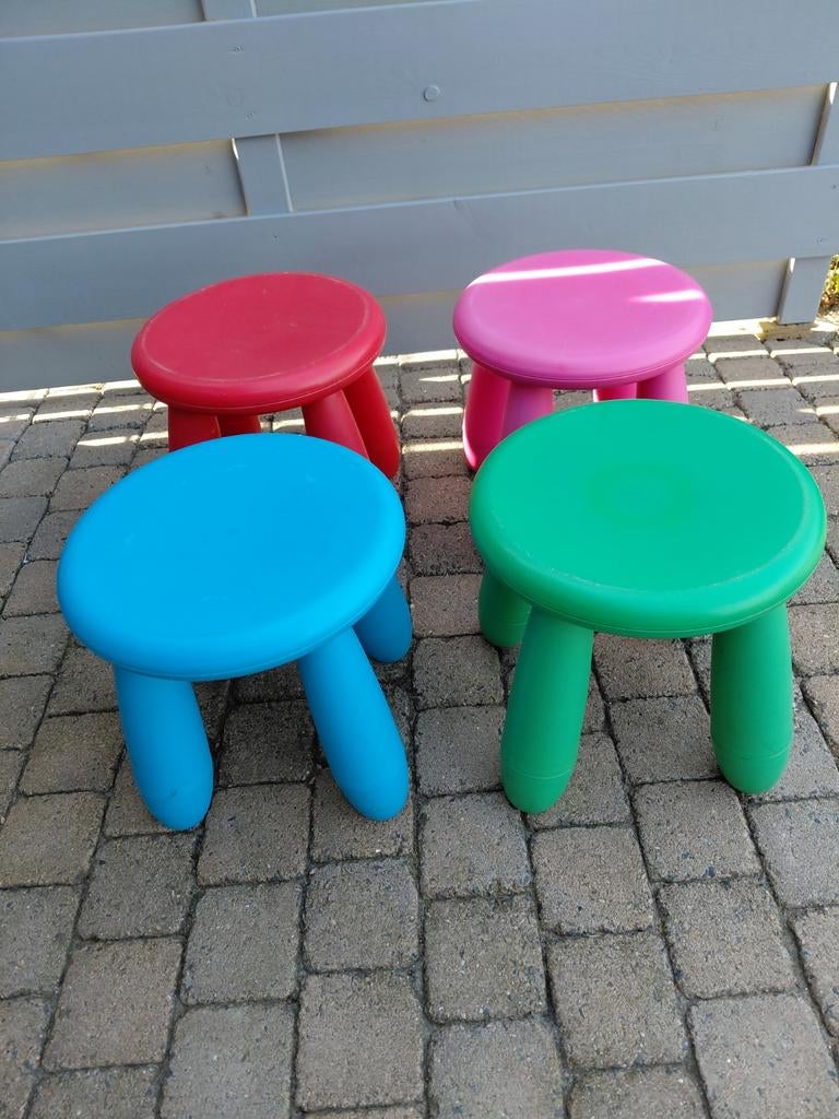 Ikea mammut kinderstoelen, Ophalen