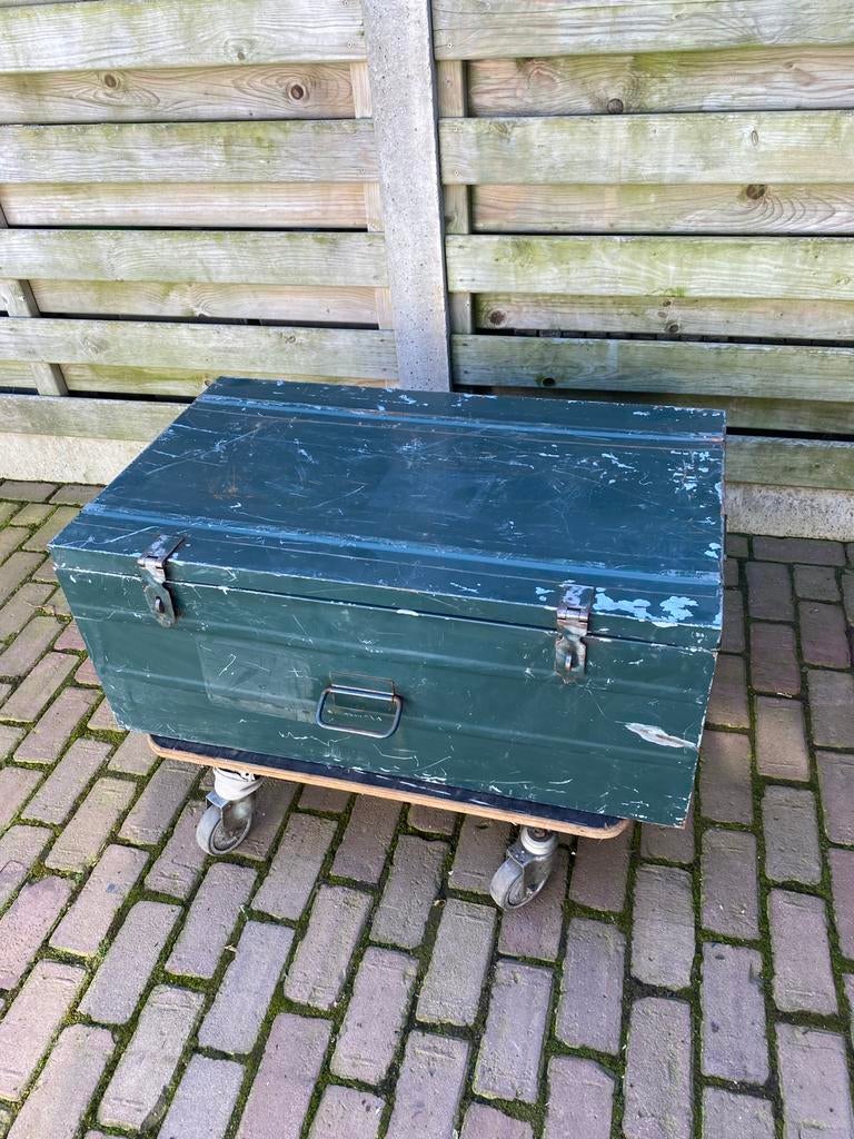 Legerkist L 90,Br 53 diep 38, Ophalen, Gebruikt