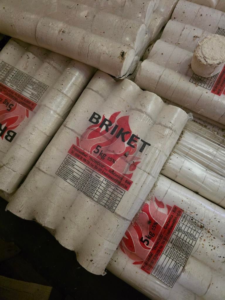 Hout Briketten, Enlèvement