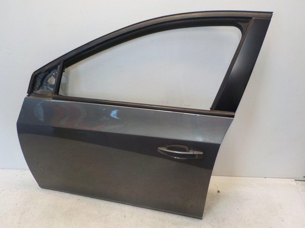 Portier links voor Chevrolet Cruze, Onderdelen@venauto.nl, Van der Ven Autorecycling B.V., Gebruikt, Ettenseweg 76, 4706 PB Roosendaal, The Netherlands