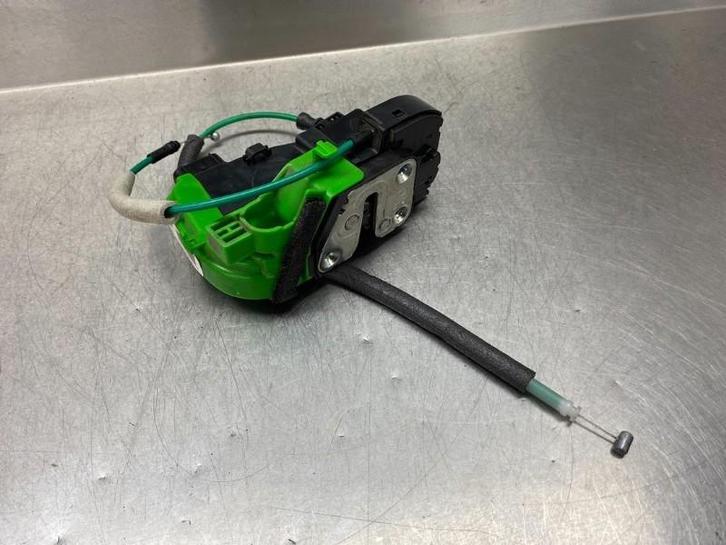 SERRURE DE PORTE RODS AVANT DROIT Hyundai i40 CW (VFC), Autos : Pièces & Accessoires, Autres pièces automobiles, Hyundai, Utilisé