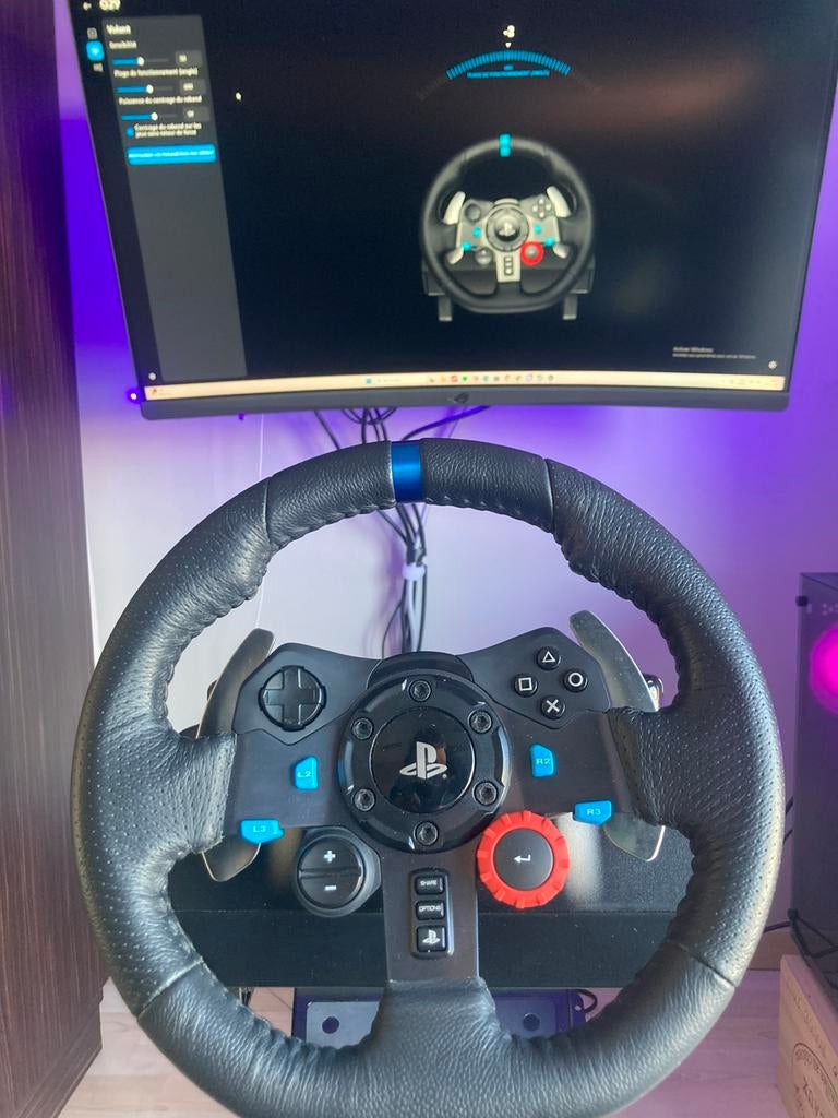 Logitech g29, Consoles de jeu & Jeux vidéo, Online, Enlèvement ou Envoi, À partir de 7 ans, Comme neuf