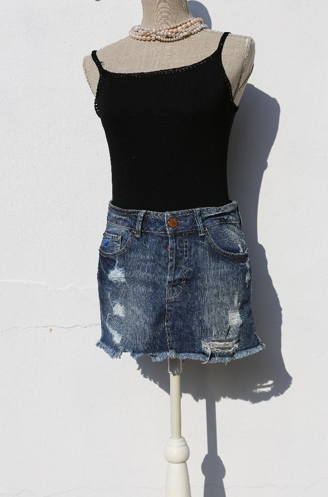 Jupe en jeans Gals & Guys T38 (26), Vêtements | Femmes, Jupes, Gals & Guys, Enlèvement ou Envoi, Comme neuf, Taille 38/40 (M)