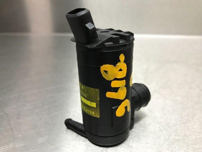 RUITENSPROEIERPOMP ACHTER Spark (|96190259|), Gebruikt, Daewoo