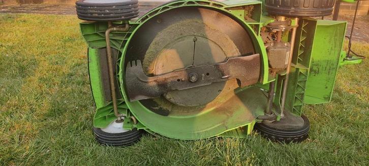 Zelftrekkende viking grasmaaier, Tuin en Terras, Grasmaaiers, Gebruikt, Elektrische grasmaaier, 40 t/m 49 cm, Opvangbak, Ophalen