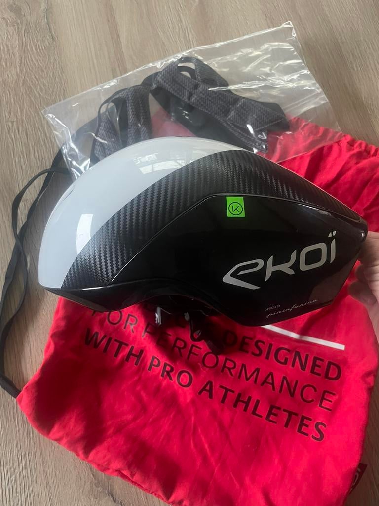 Nieuw!! Helm Ekoi aerodinamica maat M ., Fietsen en Brommers, Ophalen of Verzenden, Nieuw, M