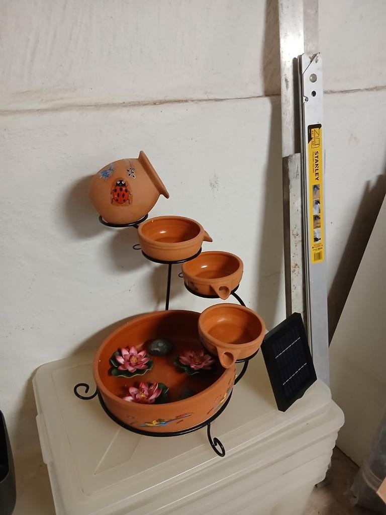 Fonteintje voor binnen buiten, Enlèvement