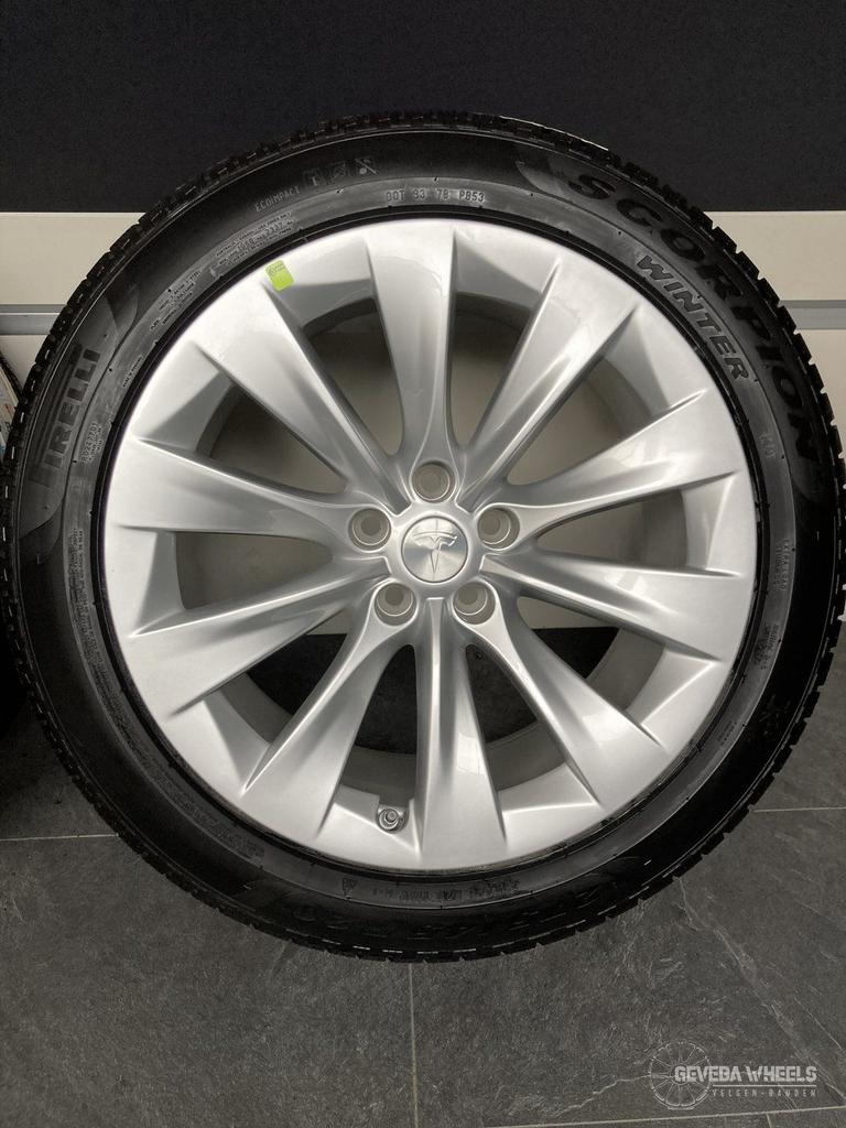 20” originele Tesla Model X velgen winterbanden NIEUW 5x120, Auto-onderdelen, Gebruikt, 255 mm, -, -