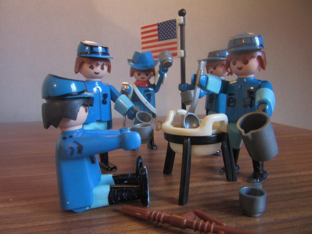 Playmobil retro Western soldaten vieren overwinning, Verzamelen, Retro, Ophalen of Verzenden