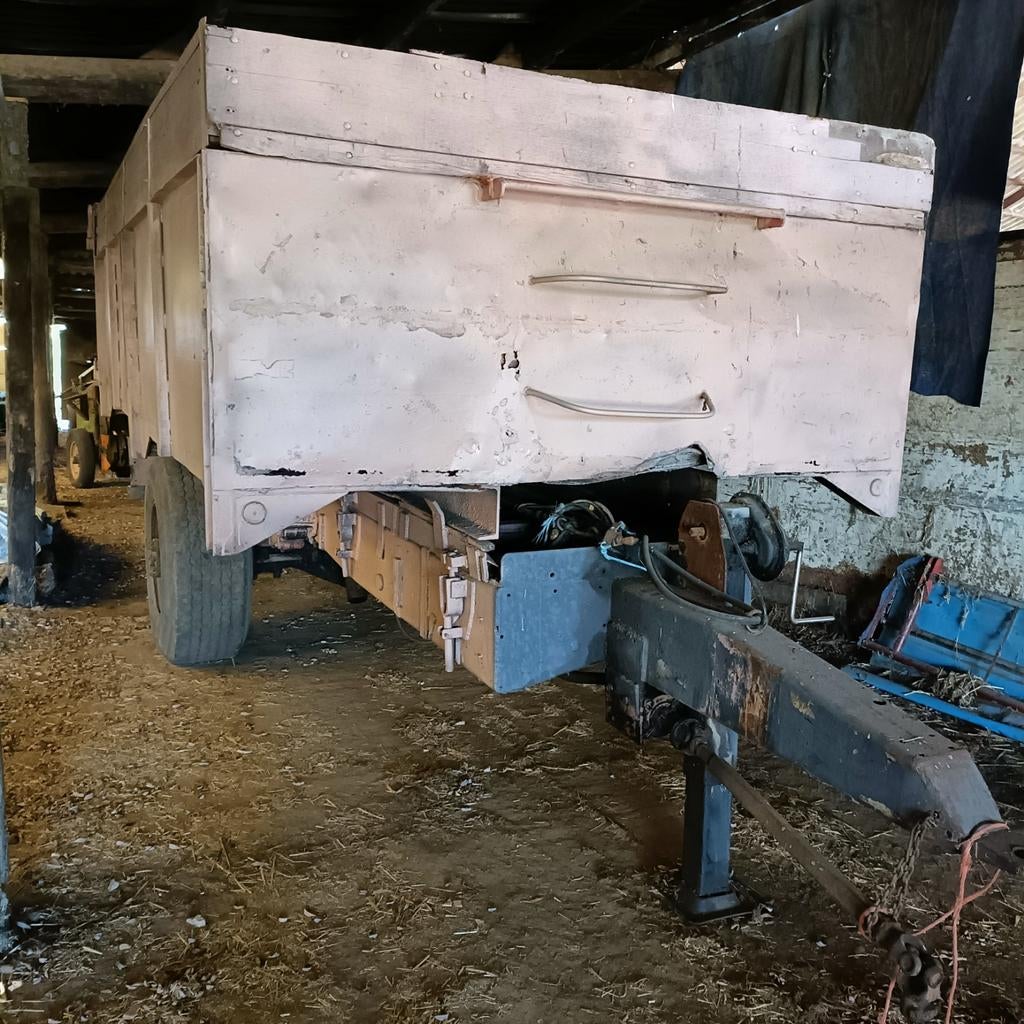 Kipkar op cardan, Zakelijke goederen, Ophalen