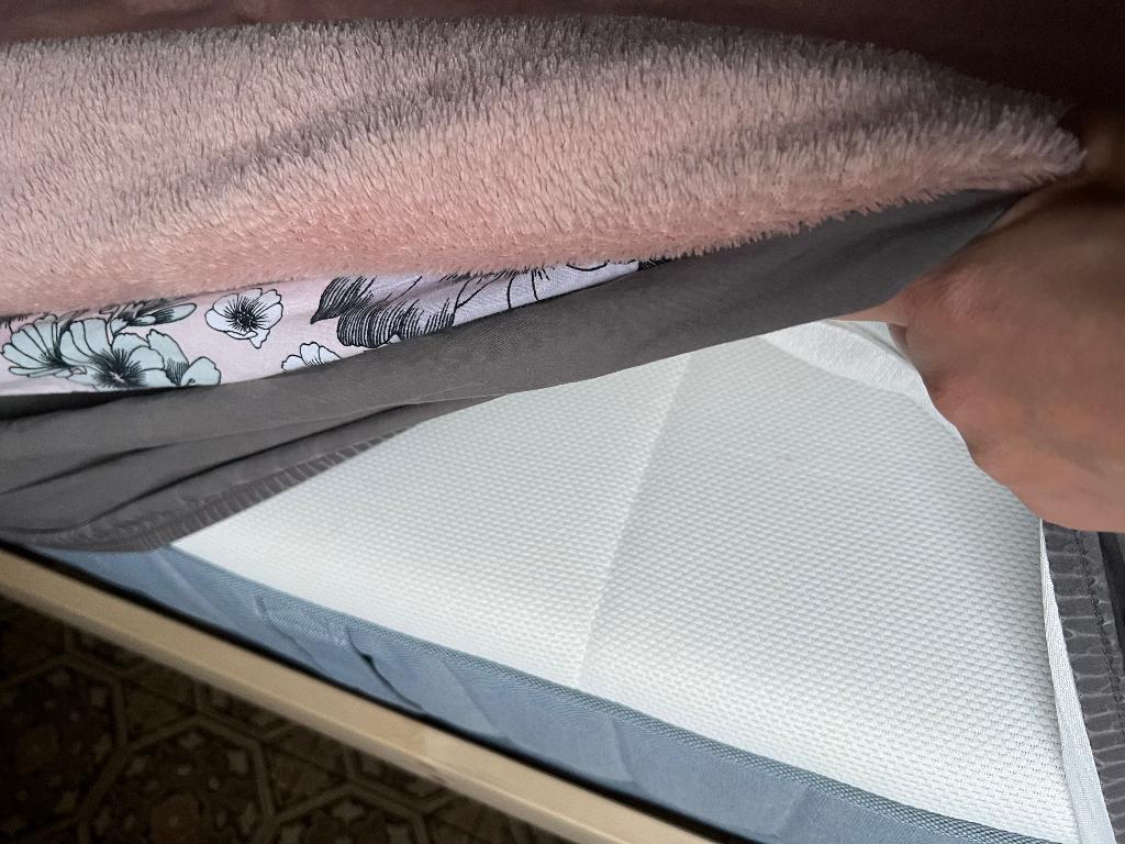 Bed bijna nieuw, Huis en Inrichting, Ophalen, Overige kleuren, 140 cm, Zo goed als nieuw