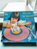 MB Fashion Guide — jeu de design de mode vintage, Hobby & Loisirs créatifs, Jeux de société | Autre, Enlèvement ou Envoi