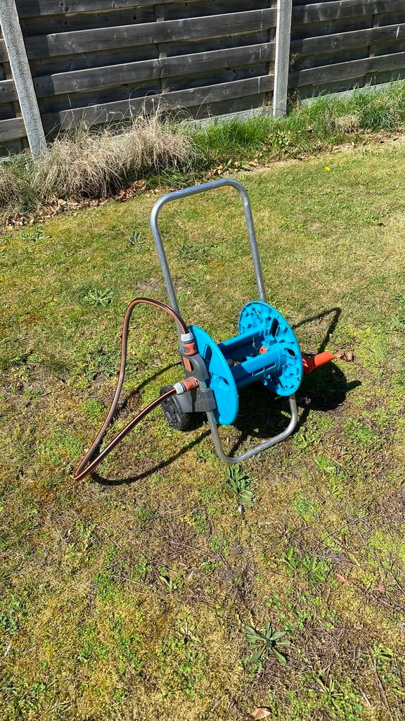 Support pour tuyau d'arrosage Gardena, Enlèvement, Comme neuf